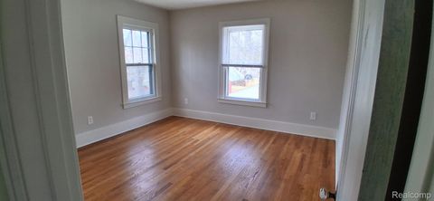 Tiny photo for 160 Chippewa Road, Pontiac City, MI 48341 (MLS # 20261021686)