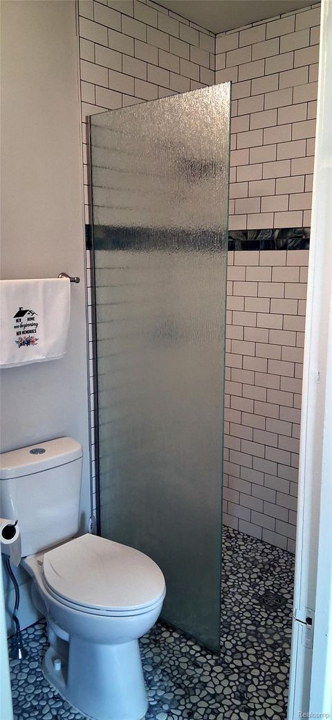 Tiny photo for 160 Chippewa Road, Pontiac City, MI 48341 (MLS # 20261021686)