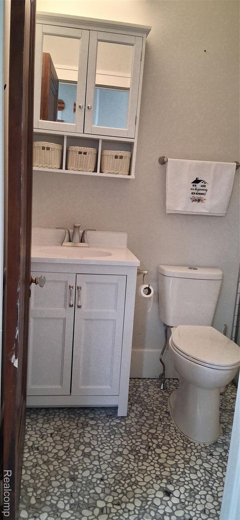 Tiny photo for 160 Chippewa Road, Pontiac City, MI 48341 (MLS # 20261021686)