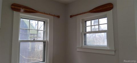 Tiny photo for 160 Chippewa Road, Pontiac City, MI 48341 (MLS # 20261021686)