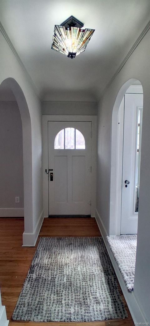 Tiny photo for 160 Chippewa Road, Pontiac City, MI 48341 (MLS # 20261021686)