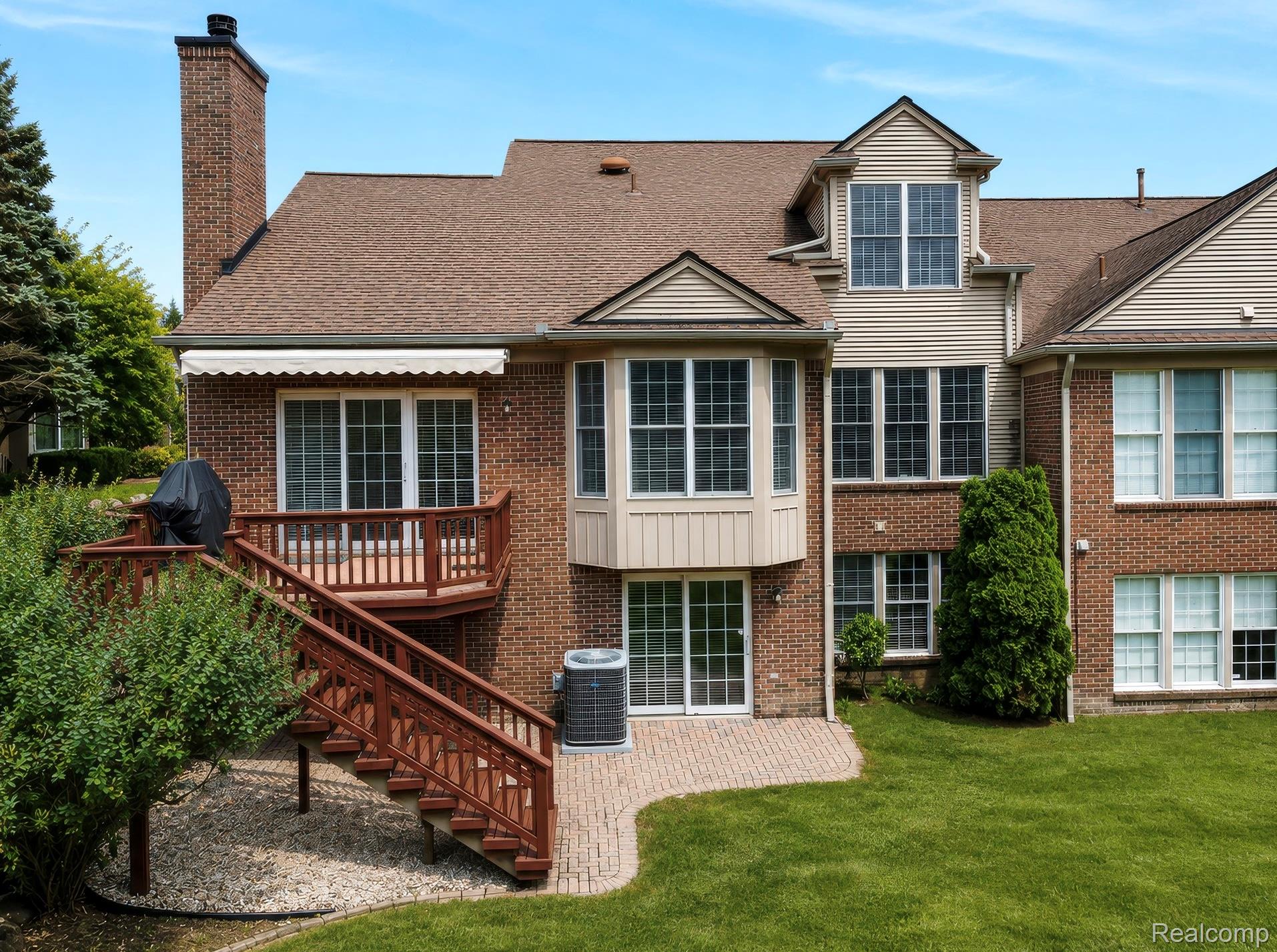 1627 Boulder Court