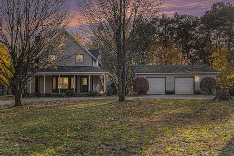 816 E Melendy Street Ludington City MI 49431