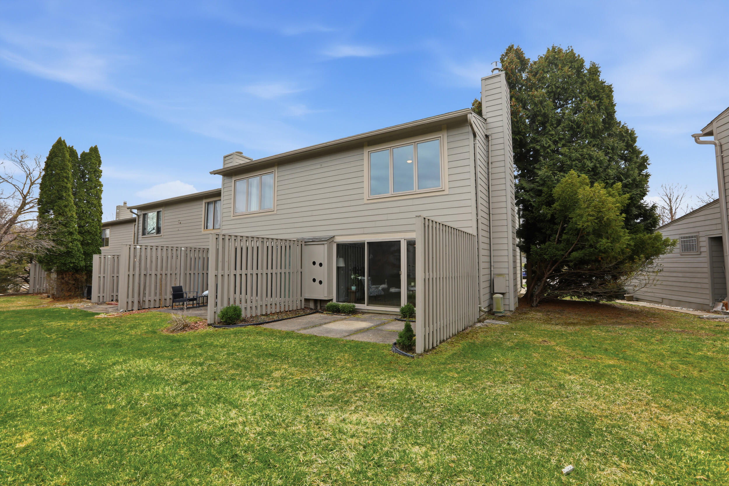 610 Peninsula Court