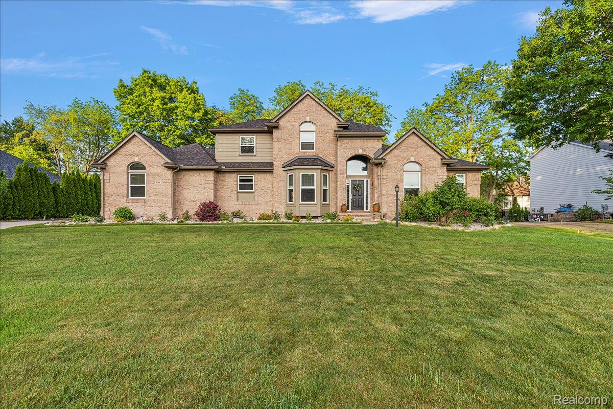 5768 Bellshire Lane
