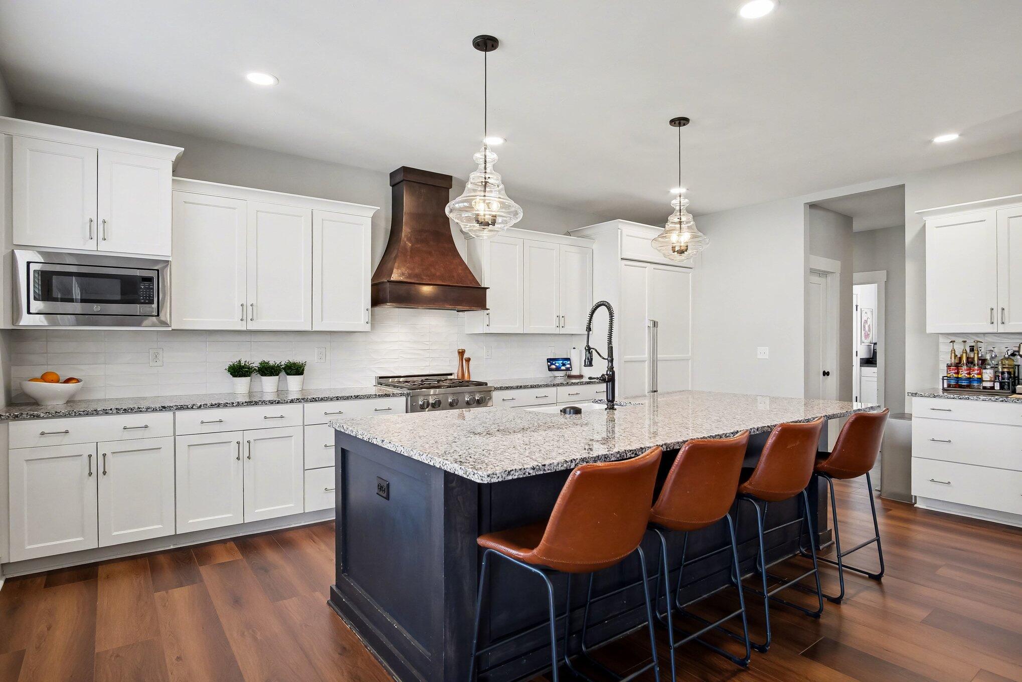 8224 Boardwalk Drive SW