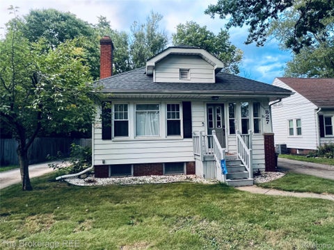 Photo for 827 E Main Street