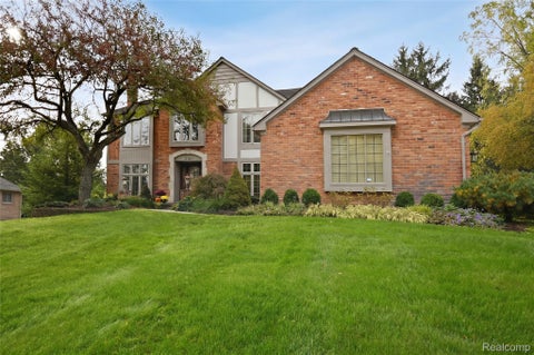 Photo of 2181 Red Maple Drive, Troy City, MI 48098 (MLS # 20261082883)