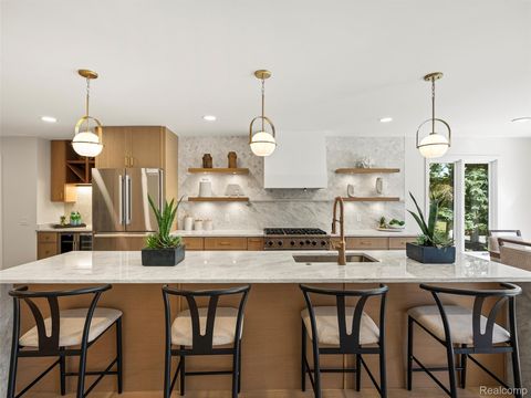 22463 Norfolk Court Novi City MI 48374