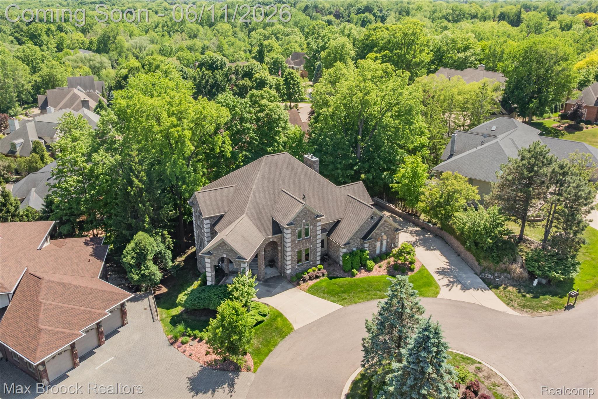 34825 Huntington Court