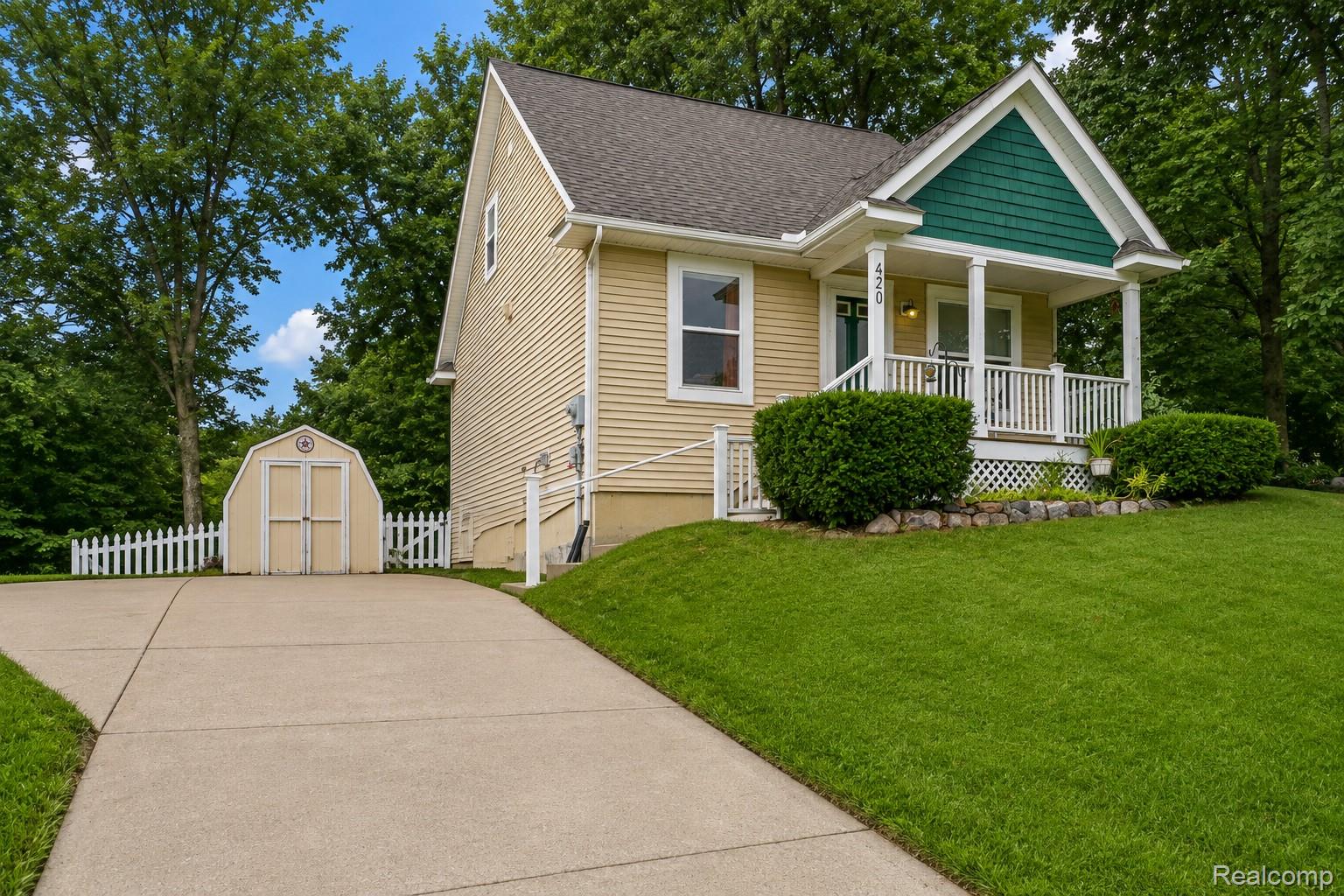 420 Montclair Lane