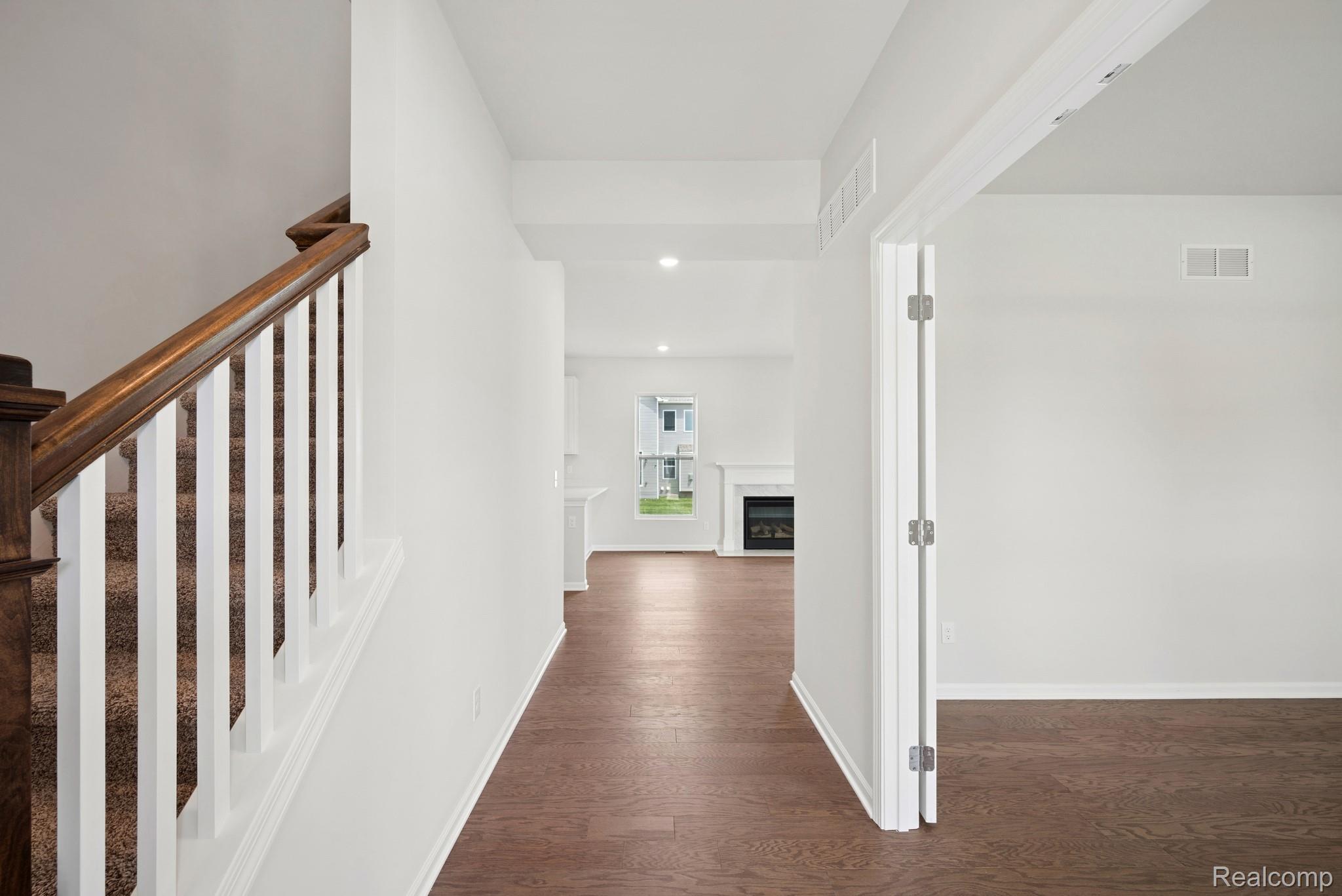 27147 Silo Drive