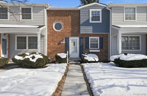 24624 Olde Orchard Street 121 Novi City MI 48375