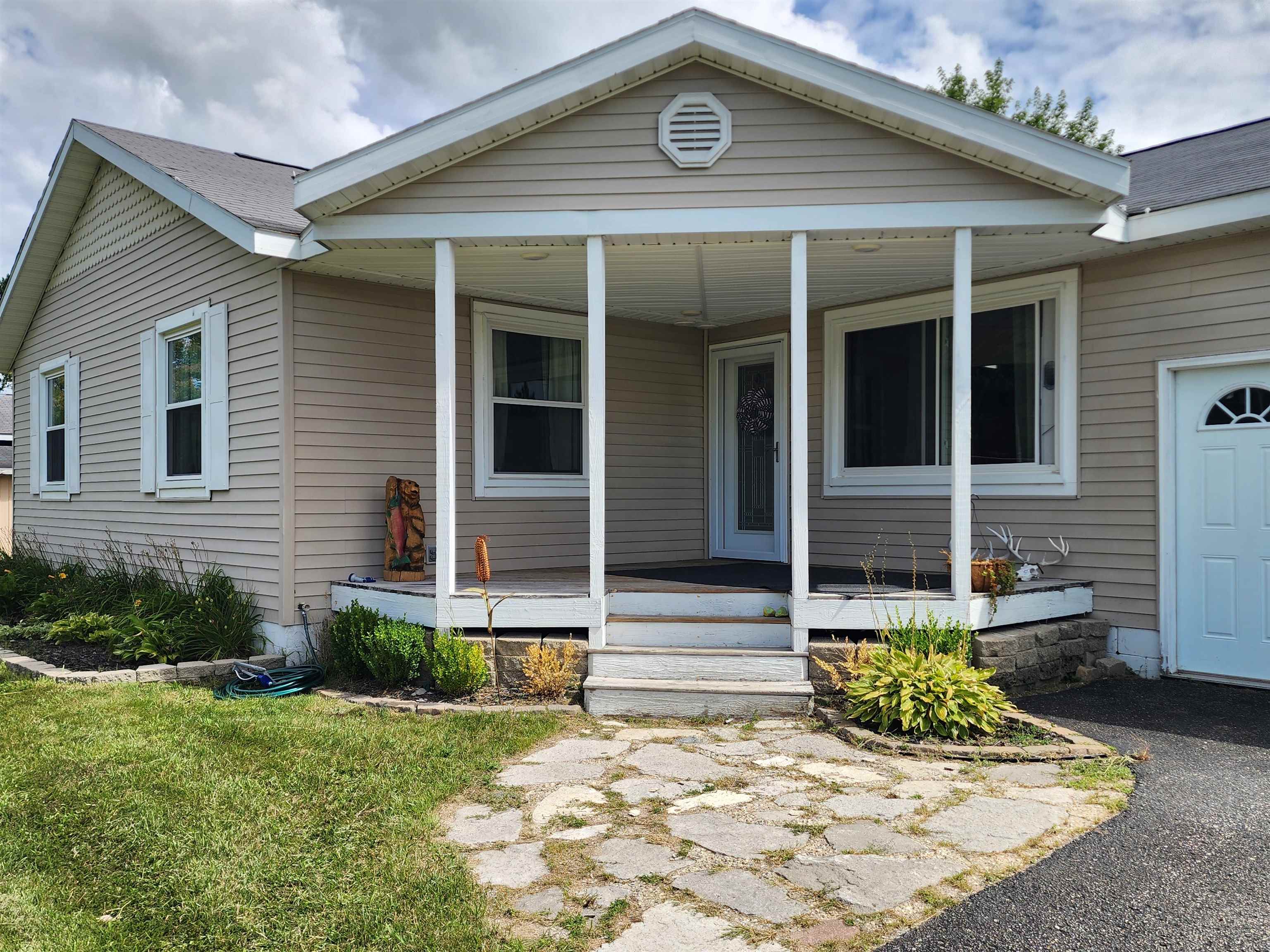 7569 Cedar River Road