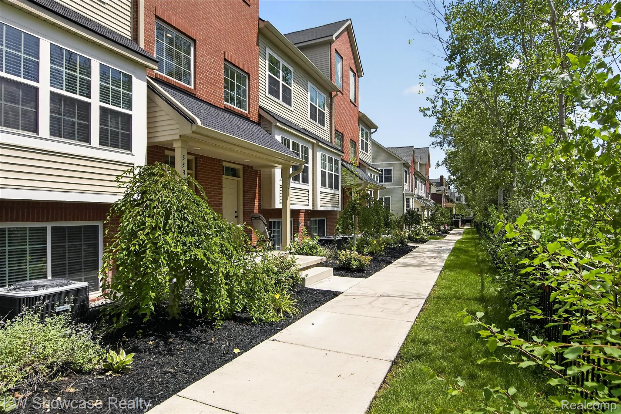 553 Village Lane