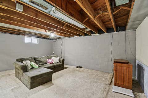 Tiny photo for 309 E Jeanette Street, Bay City City, MI 48706 (MLS # 61050211112)