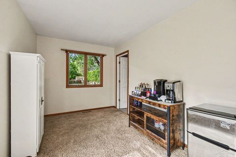 Tiny photo for 309 E Jeanette Street, Bay City City, MI 48706 (MLS # 61050211112)