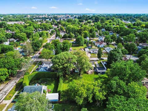 Tiny photo for 309 E Jeanette Street, Bay City City, MI 48706 (MLS # 61050211112)