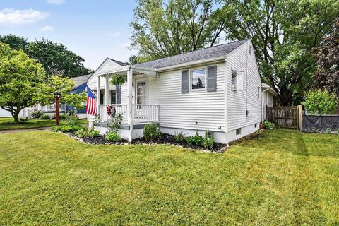 Tiny photo for 309 E Jeanette Street, Bay City City, MI 48706 (MLS # 61050211112)