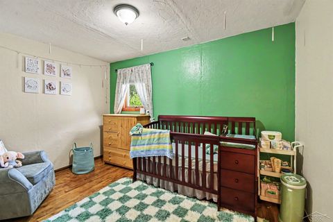 Tiny photo for 309 E Jeanette Street, Bay City City, MI 48706 (MLS # 61050211112)