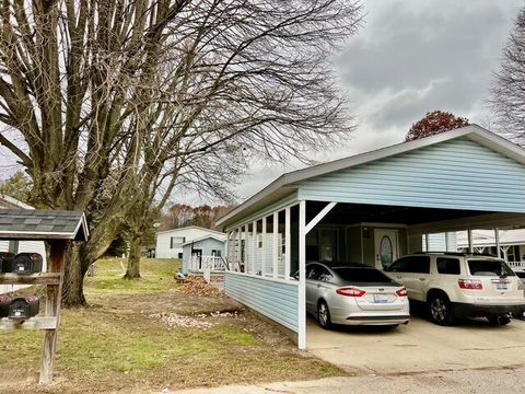 176 Cherry Court Unknown MI 49445