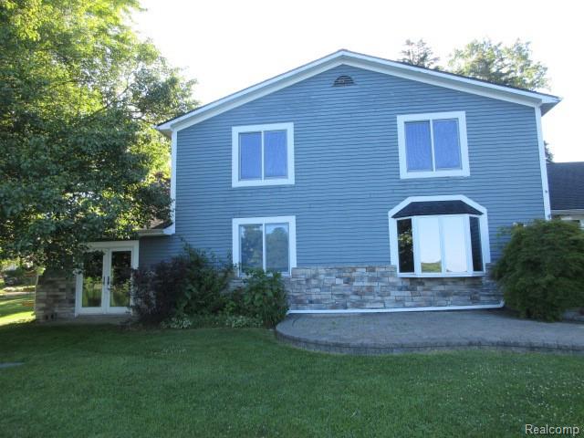 4870 LAKEVIEW Boulevard