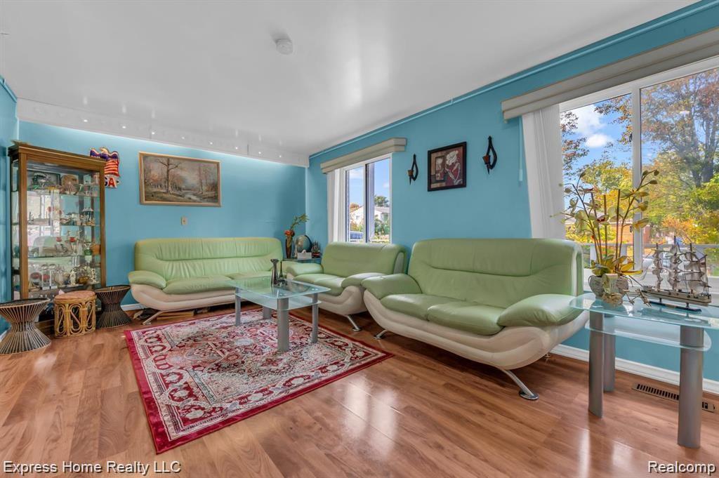 2338 Marlow Drive