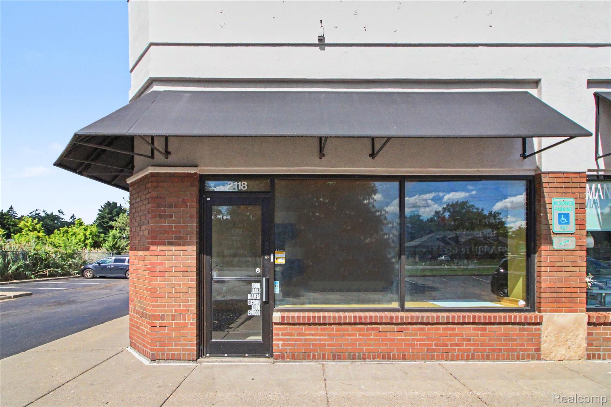 2124 W AUBURN Road Unit 2118
