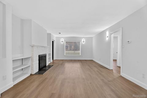 Tiny photo for 428 Girard Avenue, Royal Oak City, MI 48073 (MLS # 20261014594)