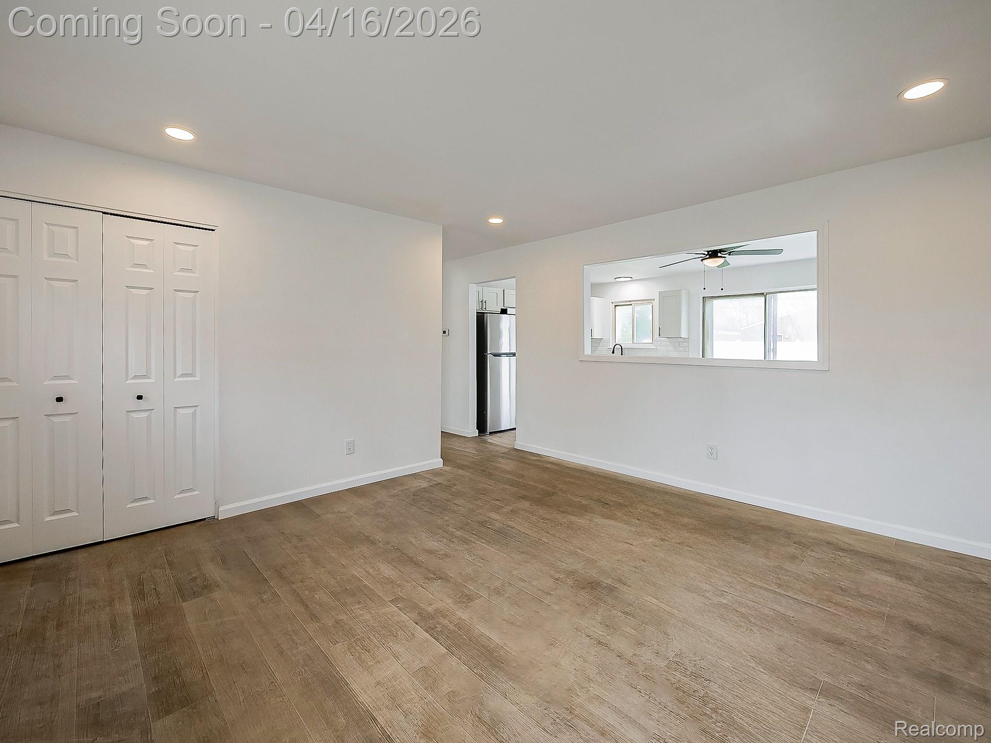 32209 Eastway Street