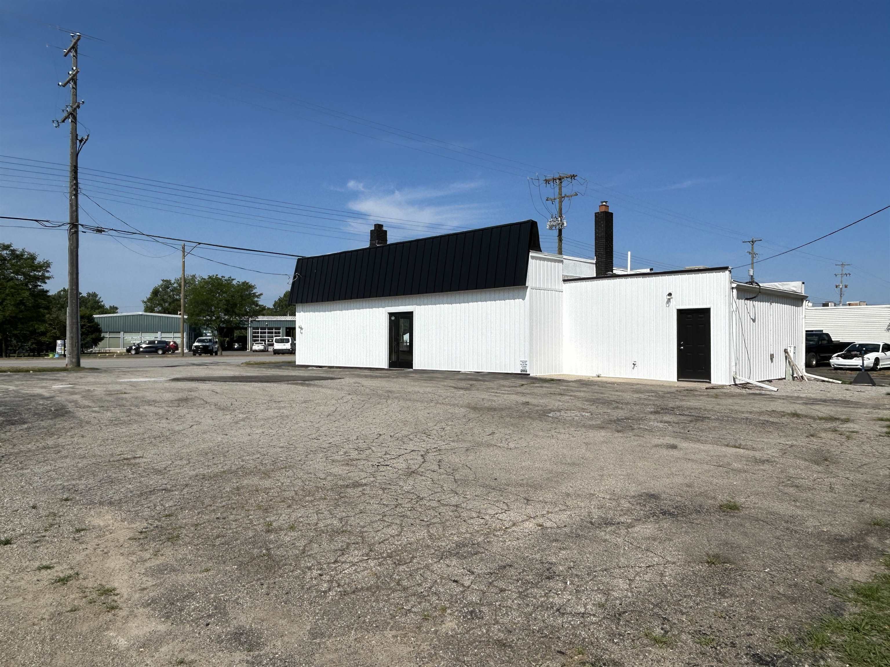 5143 S Saginaw Street