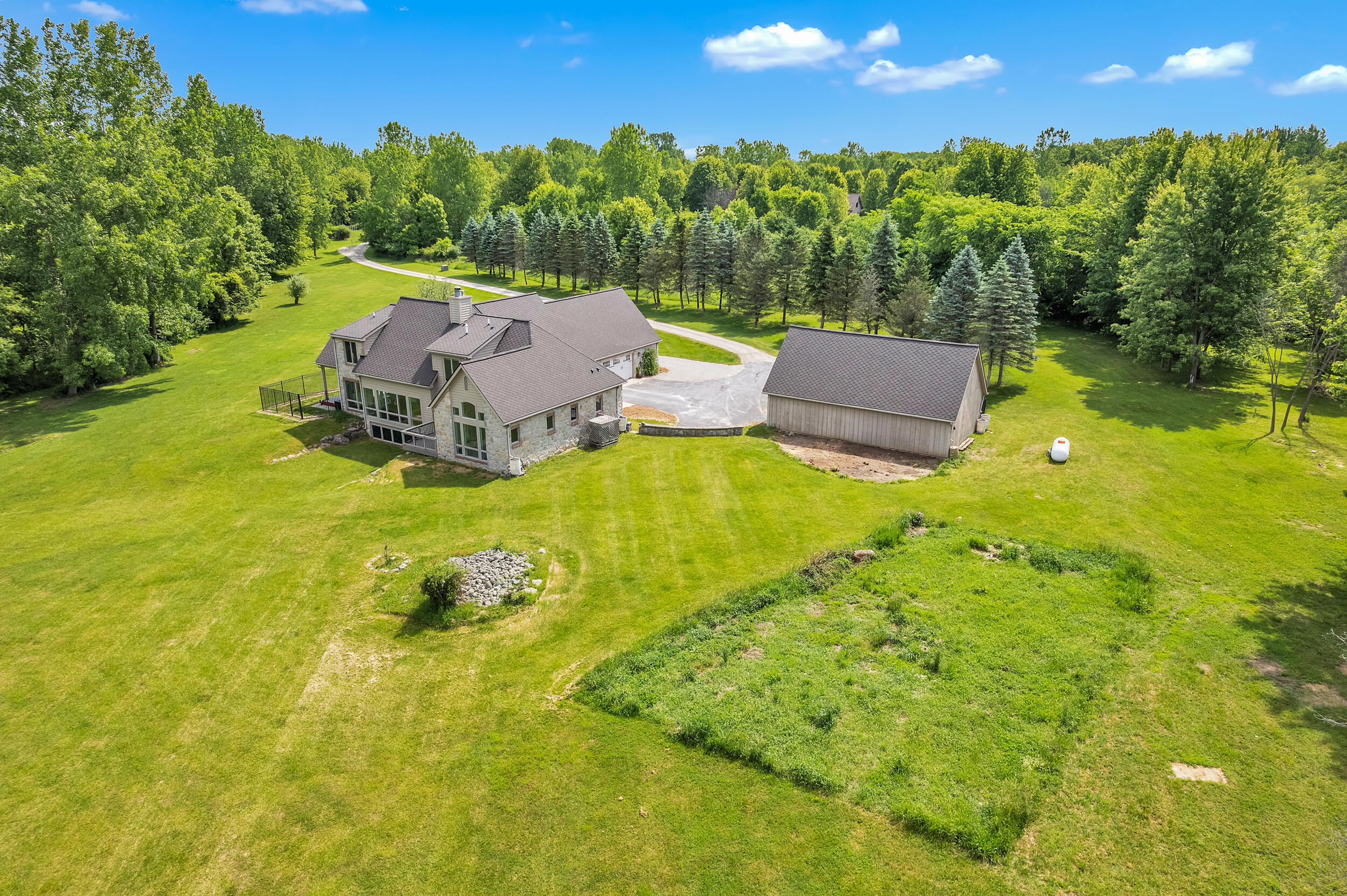 2665 White Tail Court