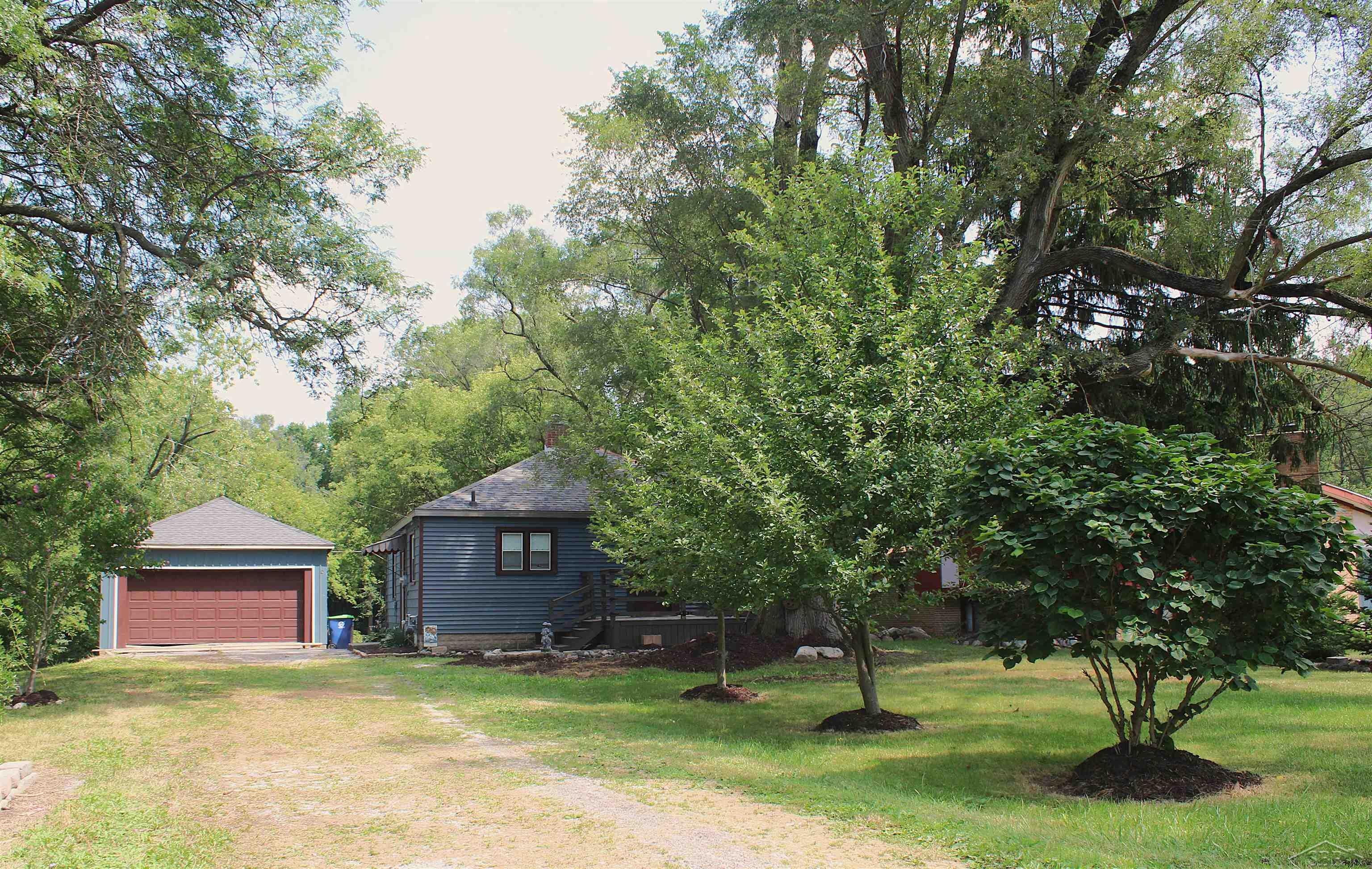 3895 S Washington Road