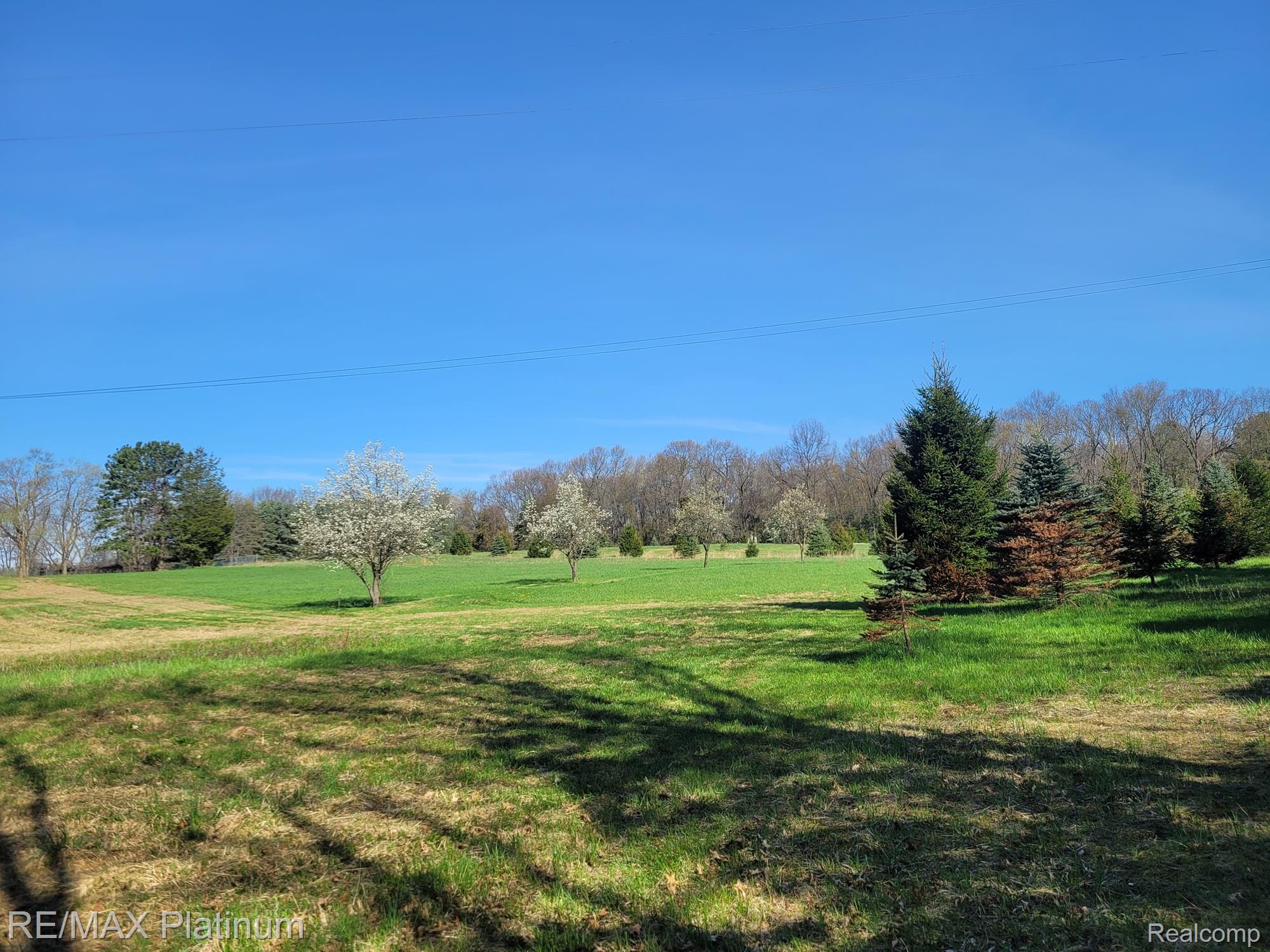 Parc B Tipsico Lake Road