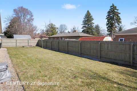 Tiny photo for 2568 Kuhlman Drive, Saginaw Charter Township, MI 48603 (MLS # 61050201483)