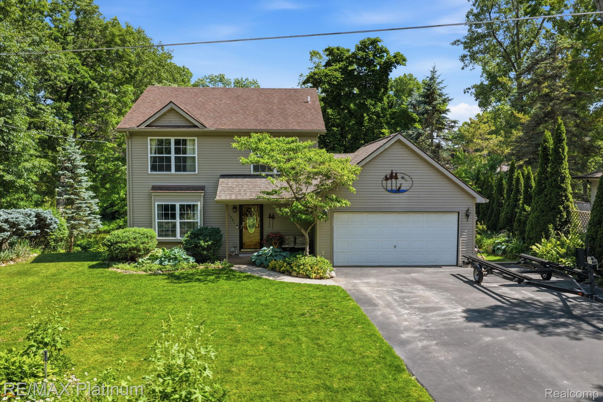 1321 Glen Oak Drive