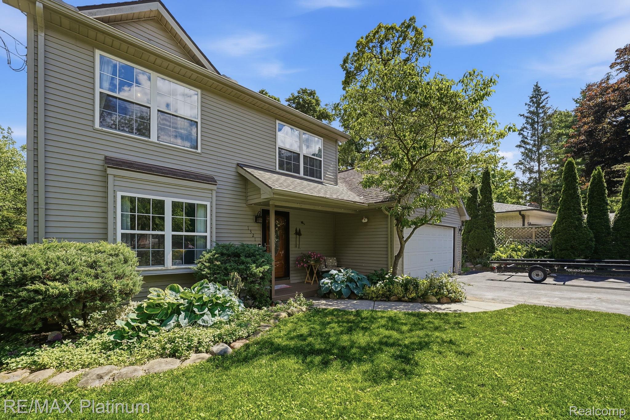 1321 Glen Oak Drive