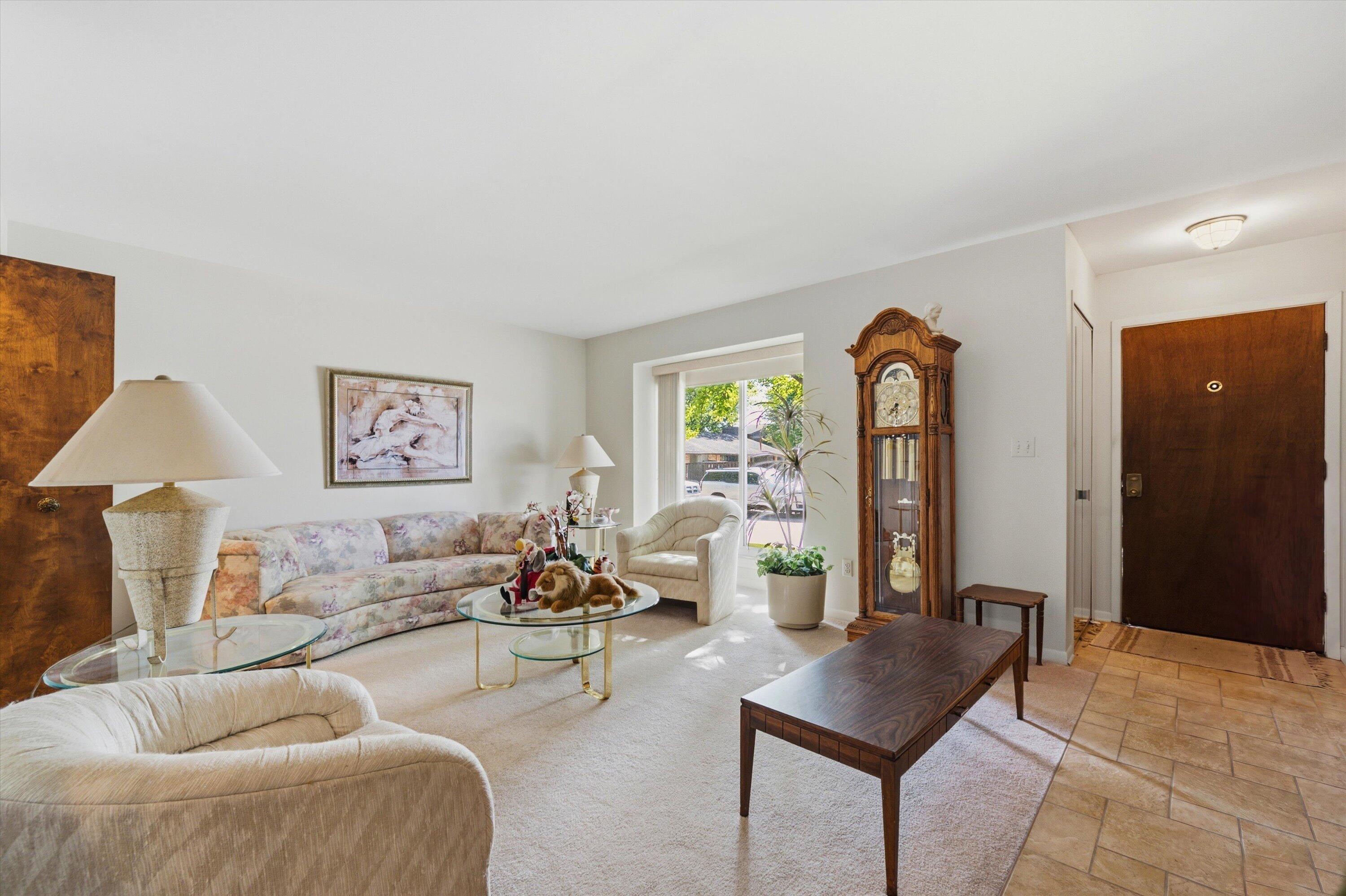 37244 Clubhouse Drive