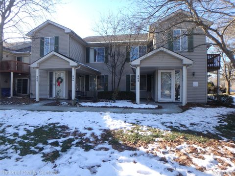 962 Saybrook Drive Waterford Charter Township MI 48327