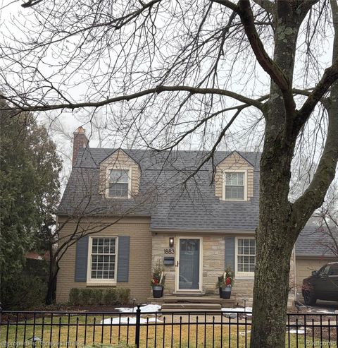 1883 Fairview Street Birmingham City MI 48009