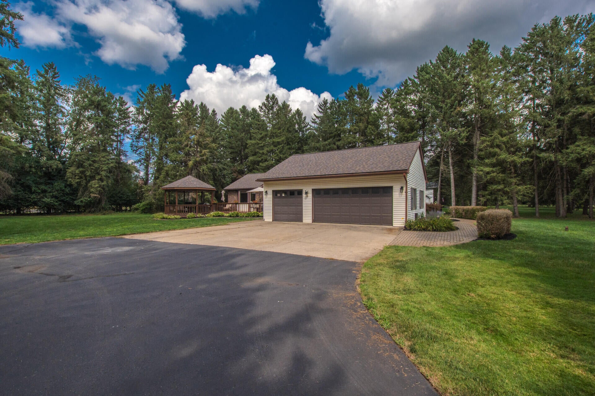 12575 Green Tree Trail