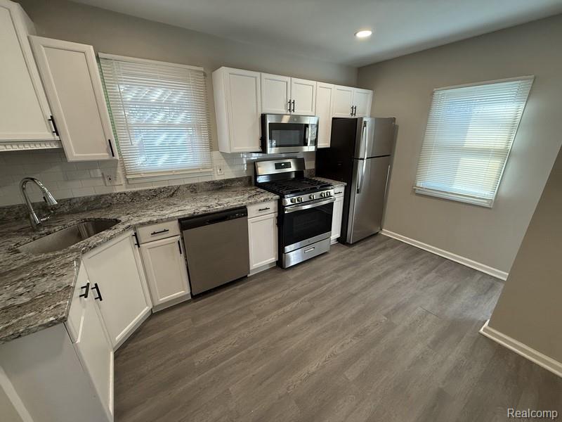 13661 Kingston Street