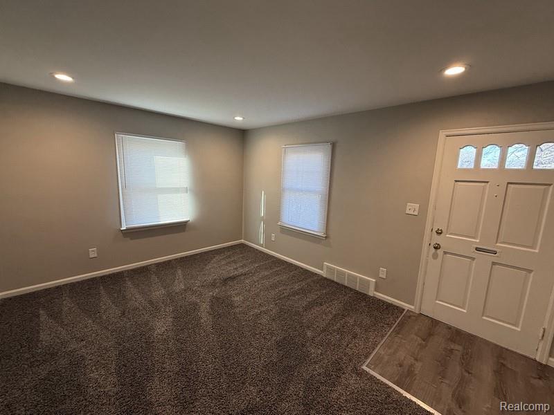 13661 Kingston Street