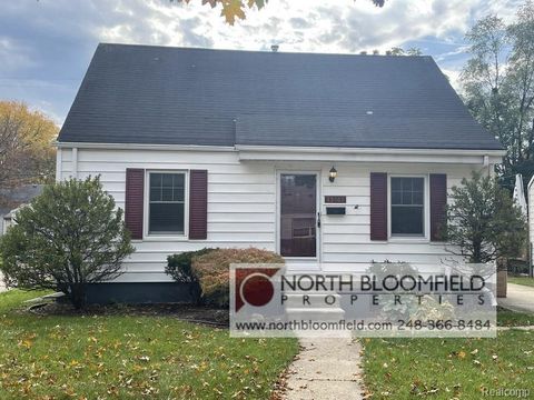 13661 Kingston Street Oak Park City MI 48237