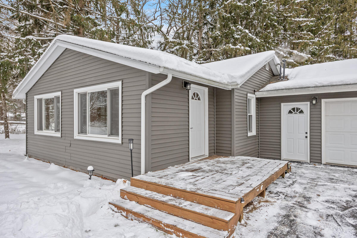 6240 E Holton Whitehall Road