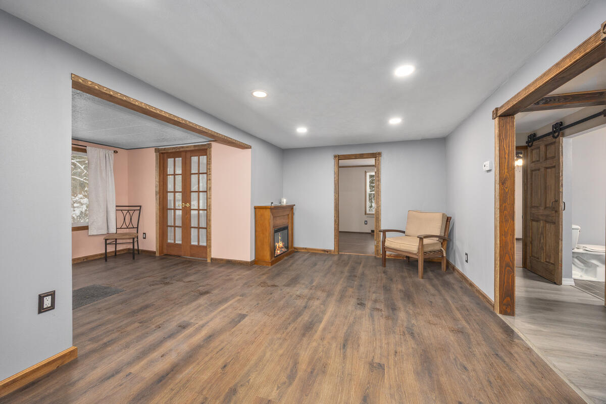 6240 E Holton Whitehall Road