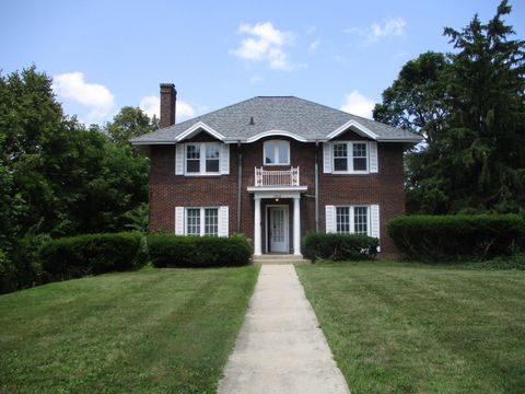 1912 Moores River Drive Lansing Charter Township MI 48910