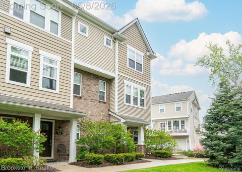 Photo of 512 Midland Boulevard, Royal Oak City, MI 48073 (MLS # 20261032255)