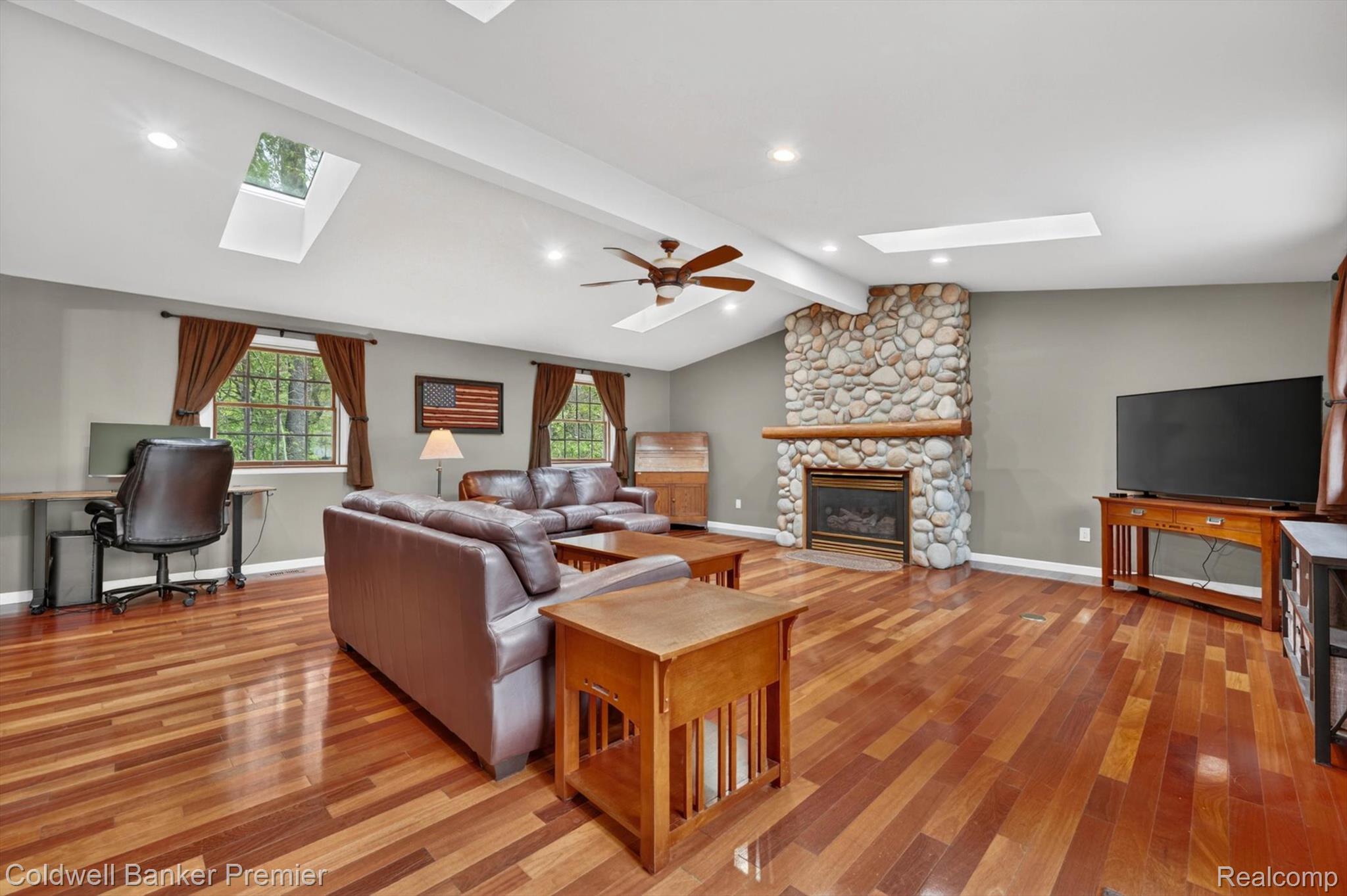 425 Arbor Pine Drive