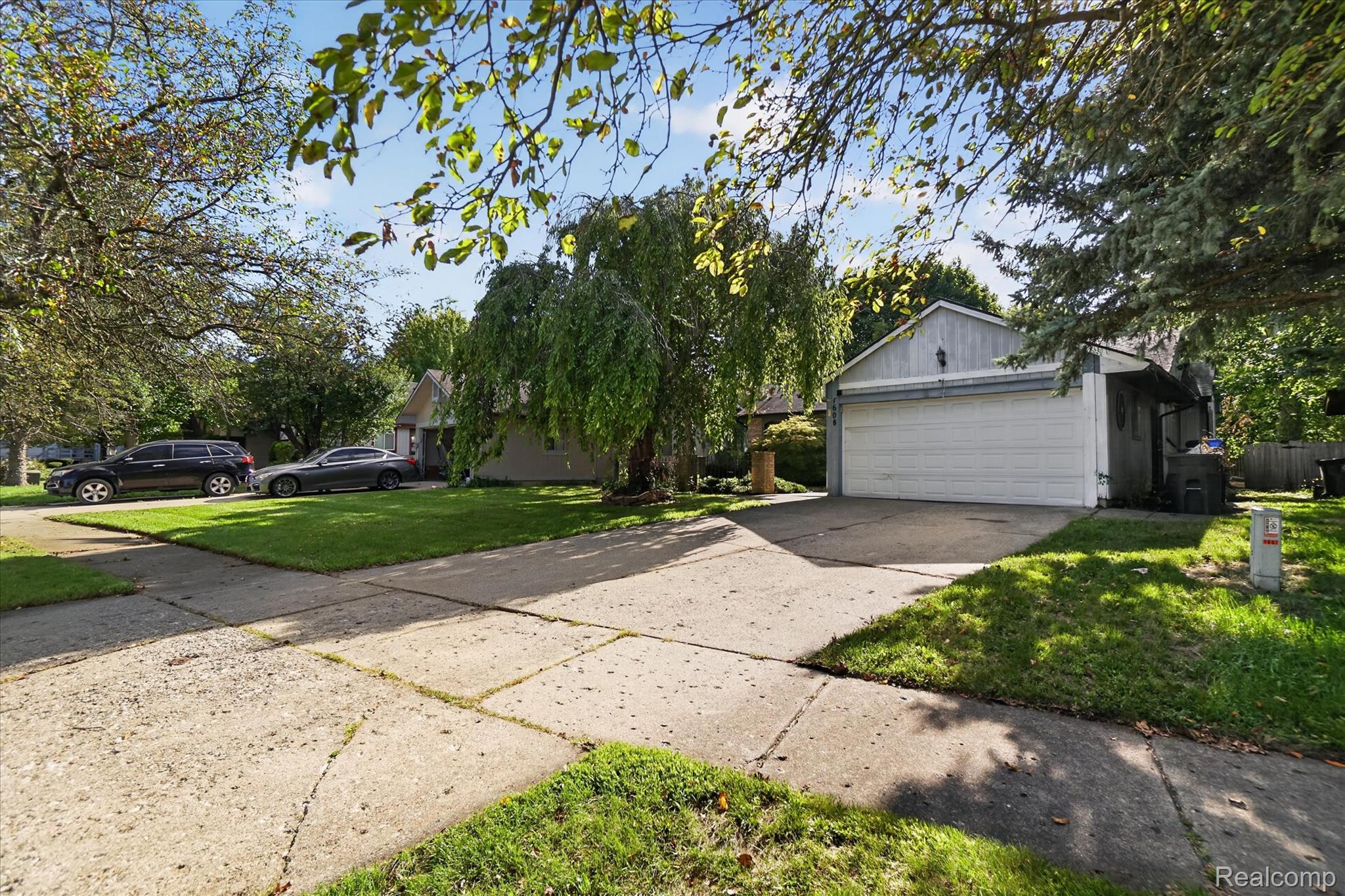 1608 Broad Court